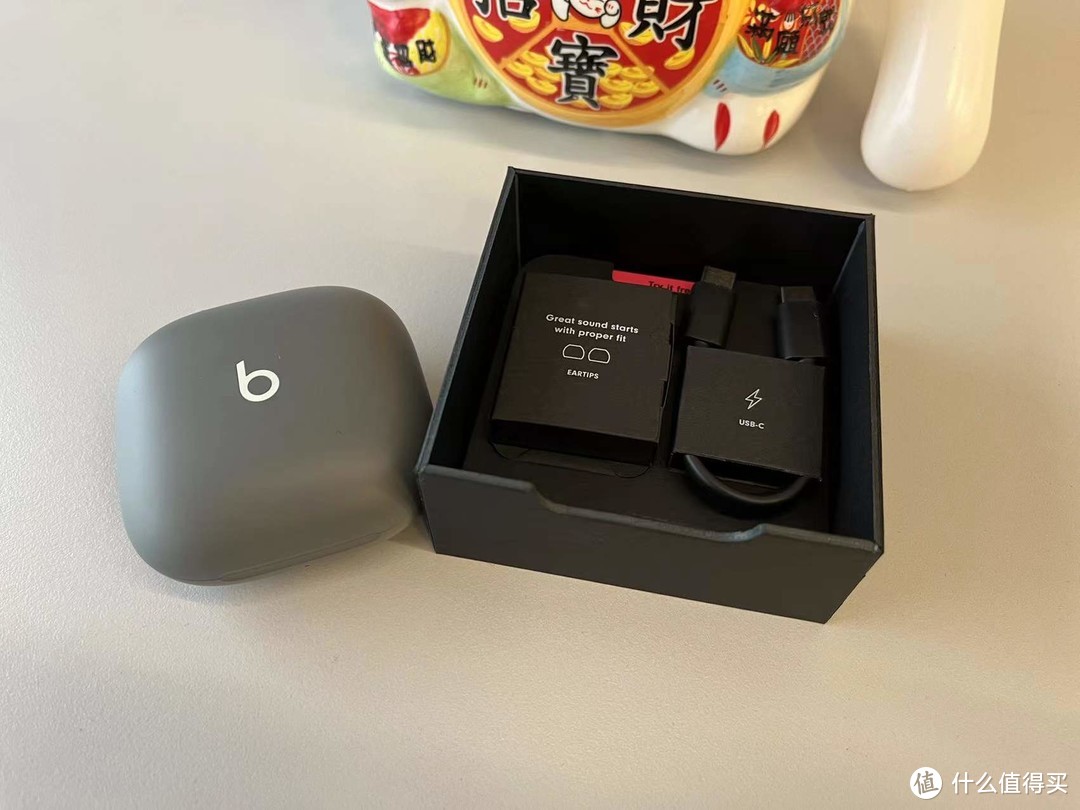 beatsfitpro耳机和苹果耳机2代对比,BeatsFitPro耳机评测