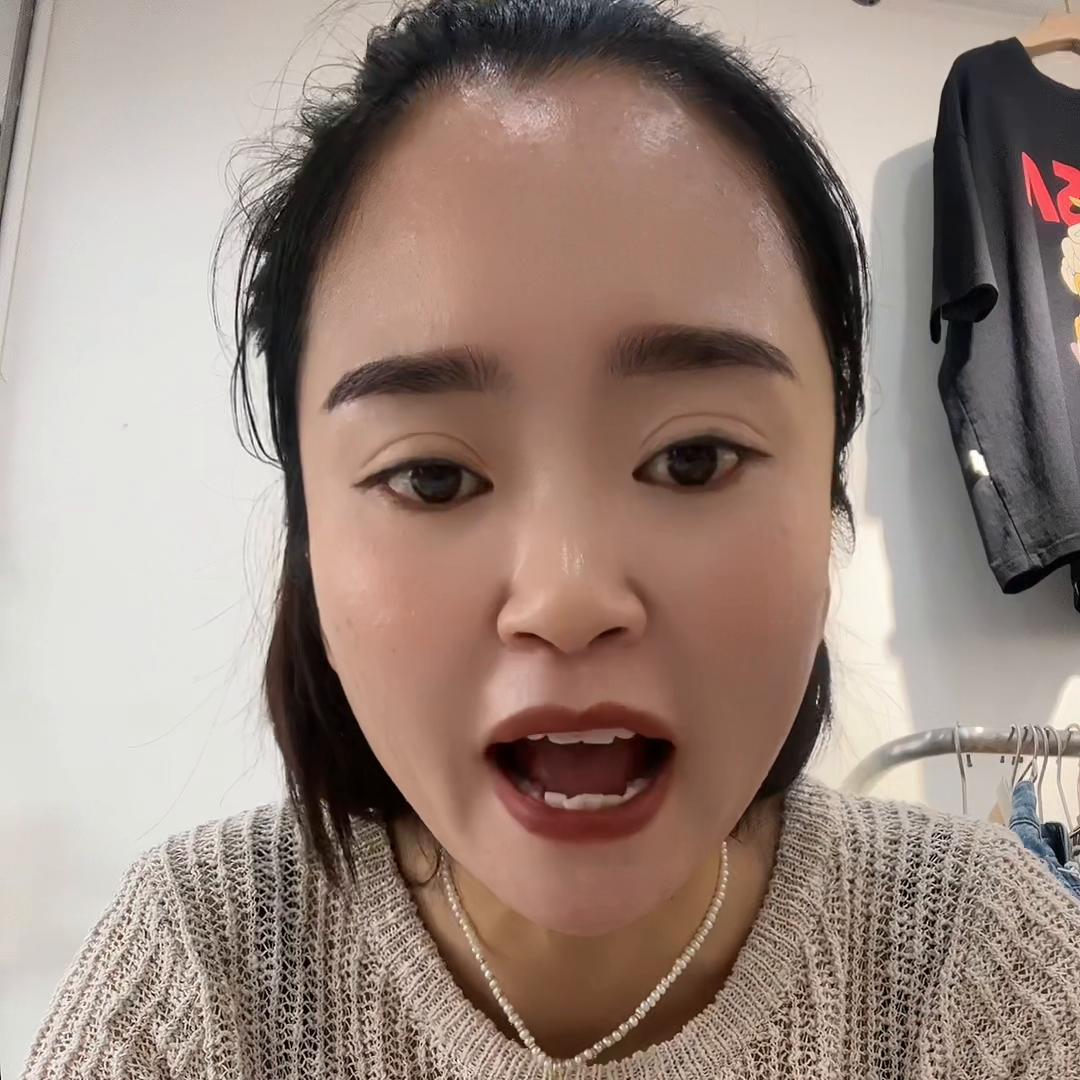 长斑痘印皮肤暗黄的看过来,斑斑点点肤色暗黄