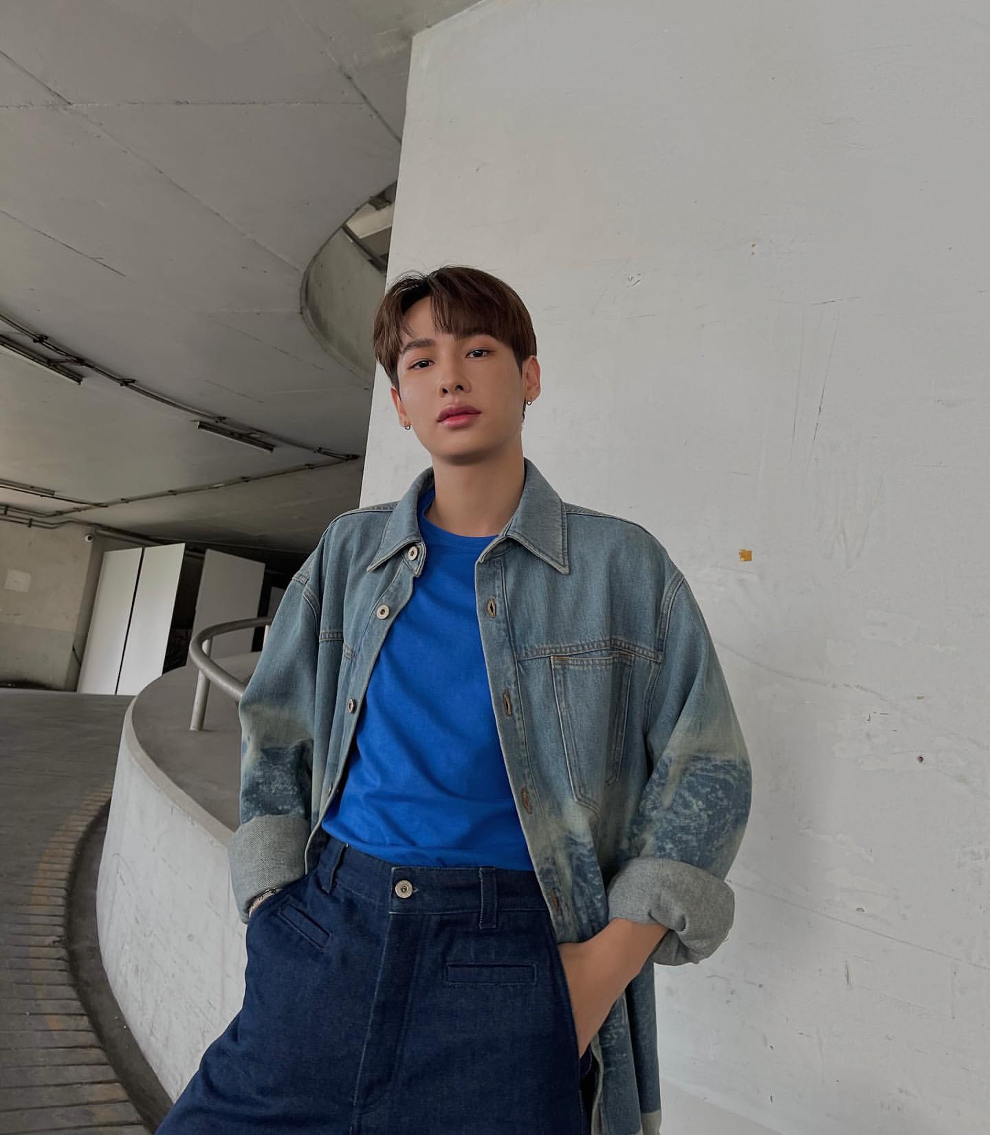 gun鍦ㄦ嘲鍥界敺鏄熼噷闈㈢殑榄呭姏,娉板浗鐢锋槦gun璧勬枡