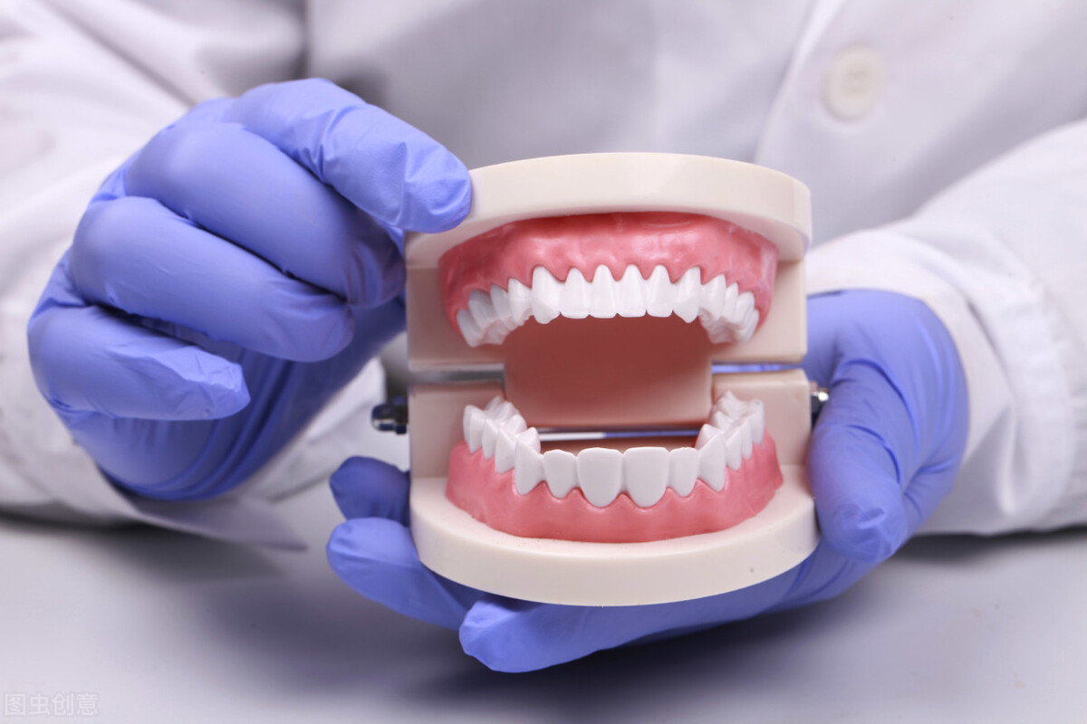 老公嘴巴特别臭不想亲怎么办,老公嘴臭不想说话