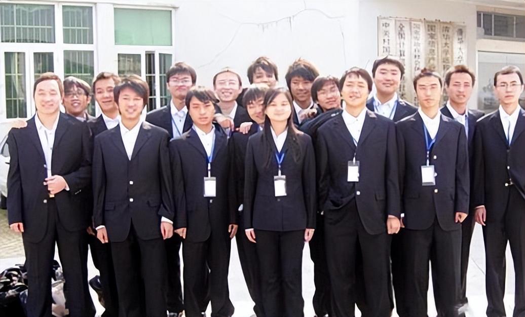 最牛专科生曹晓洁后续,中国第一专科生曹晓洁