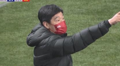 王燊超手球日本队罚进点球,王燊超禁区手球送点误判了么