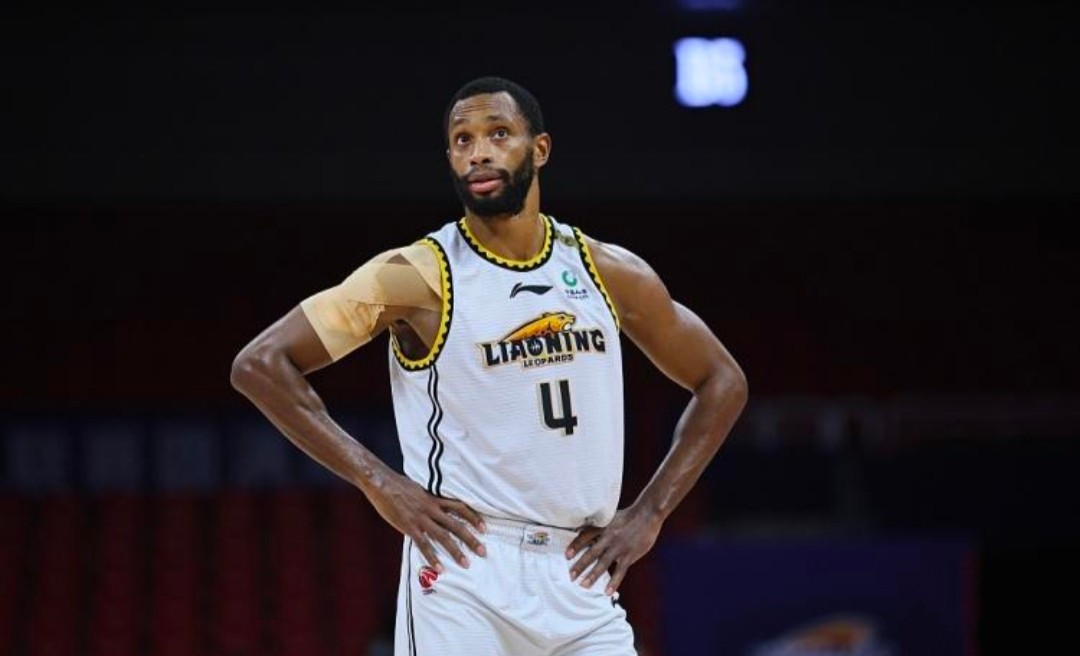 辽宁男篮热身赛赛程出炉，弗格PK山东三外援，大战深圳看点十足