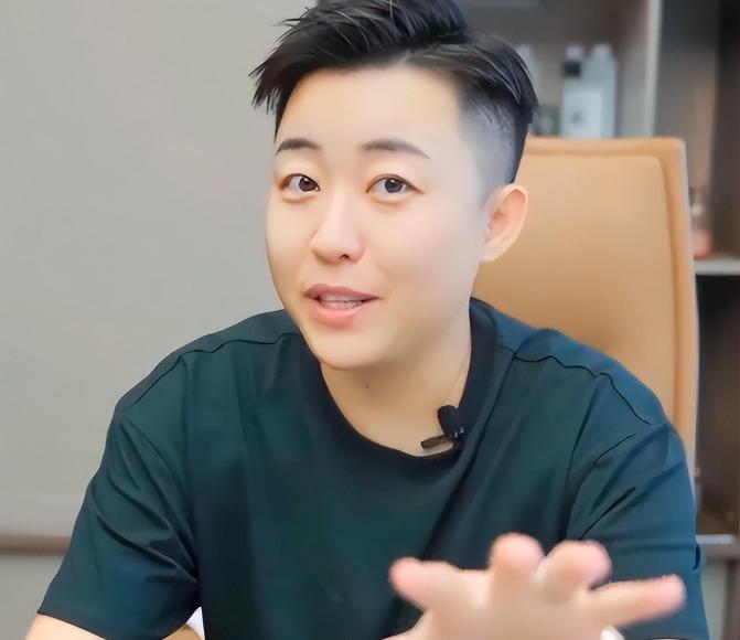 吉林女子自己试管生孩子,女子斥巨资生混血女儿新闻