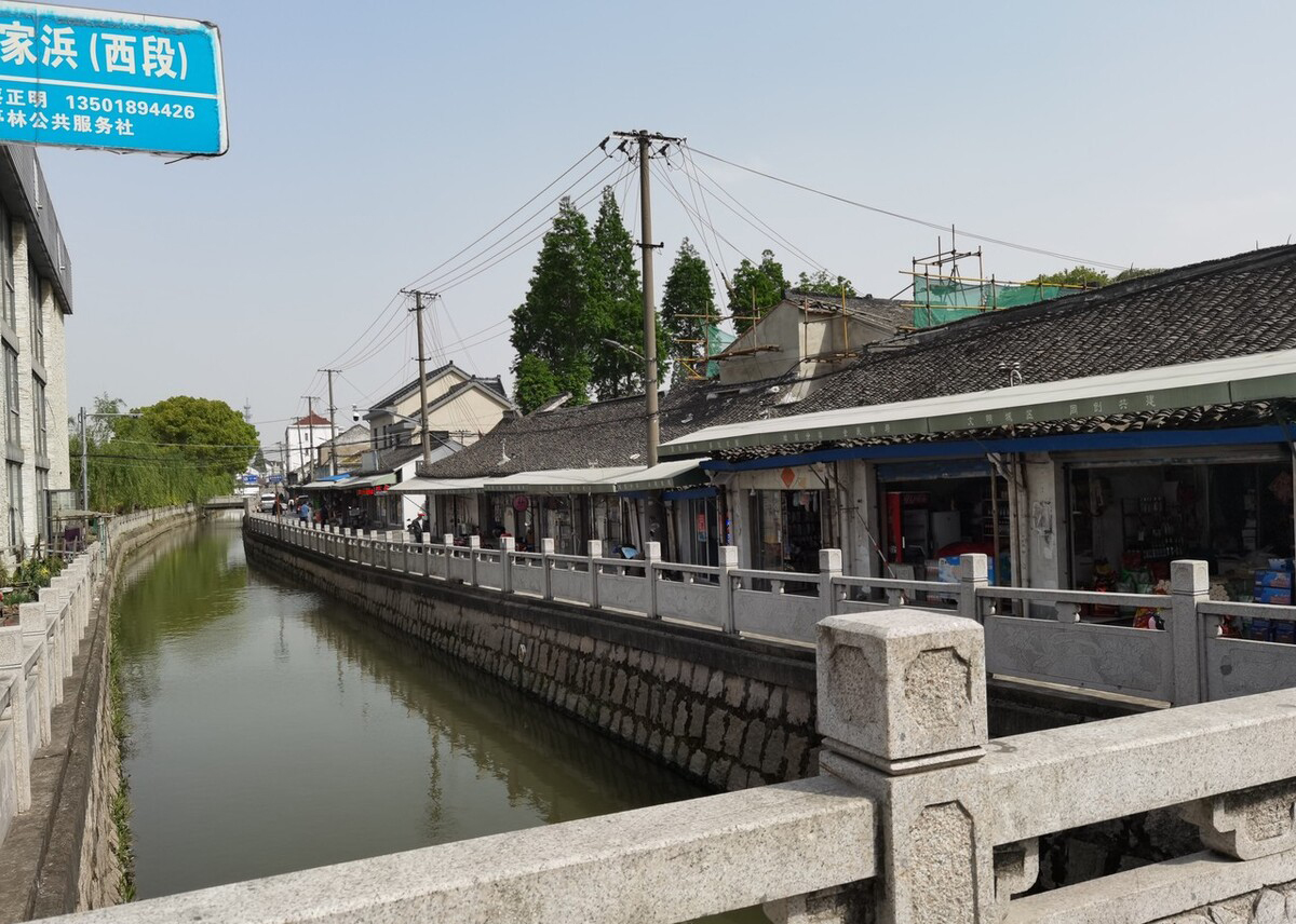 上海老街复古一条街风景,上海一条落魄的老街