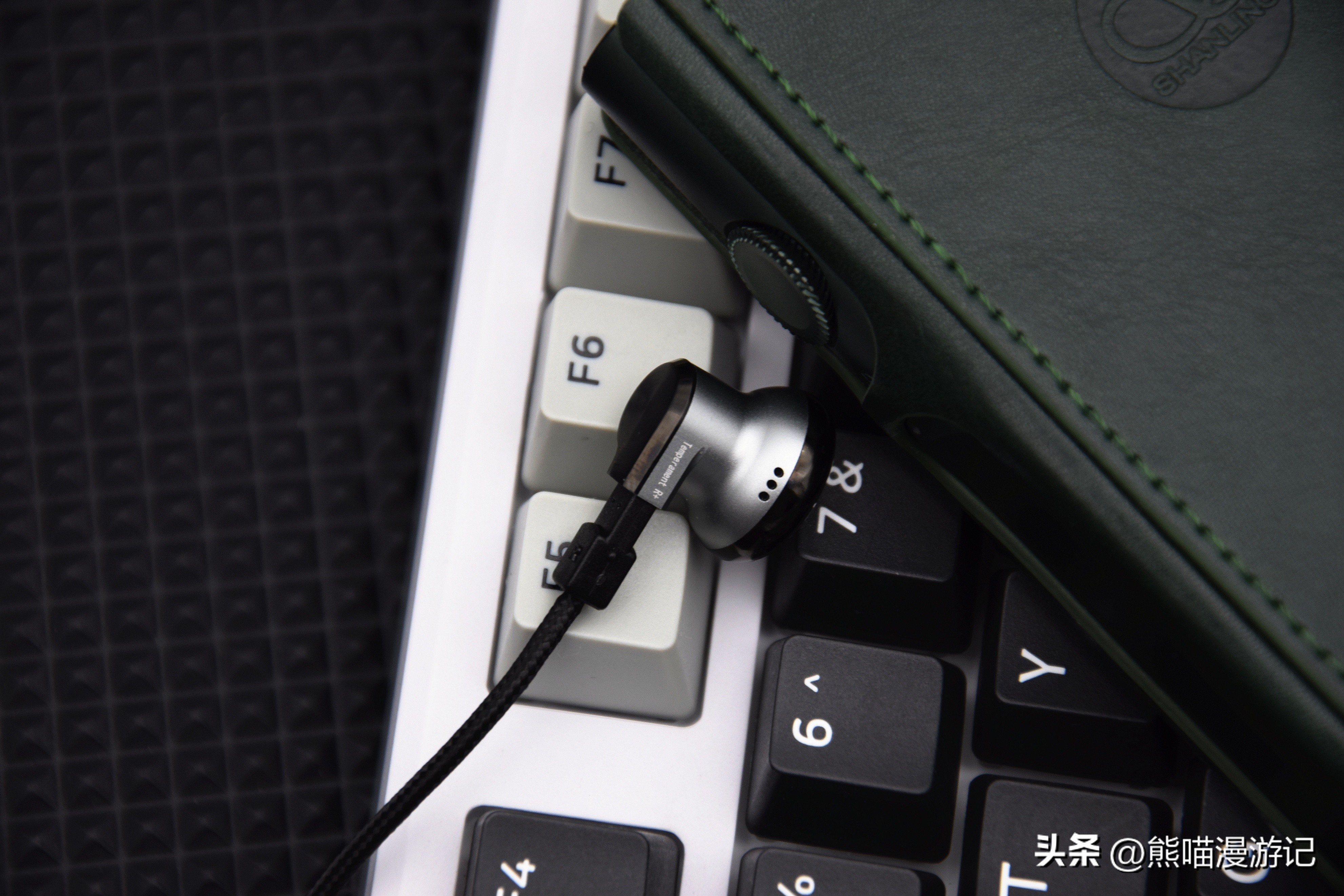 头戴HIFI蓝牙耳机如何选,不入耳蓝牙耳机评测不漏音推荐