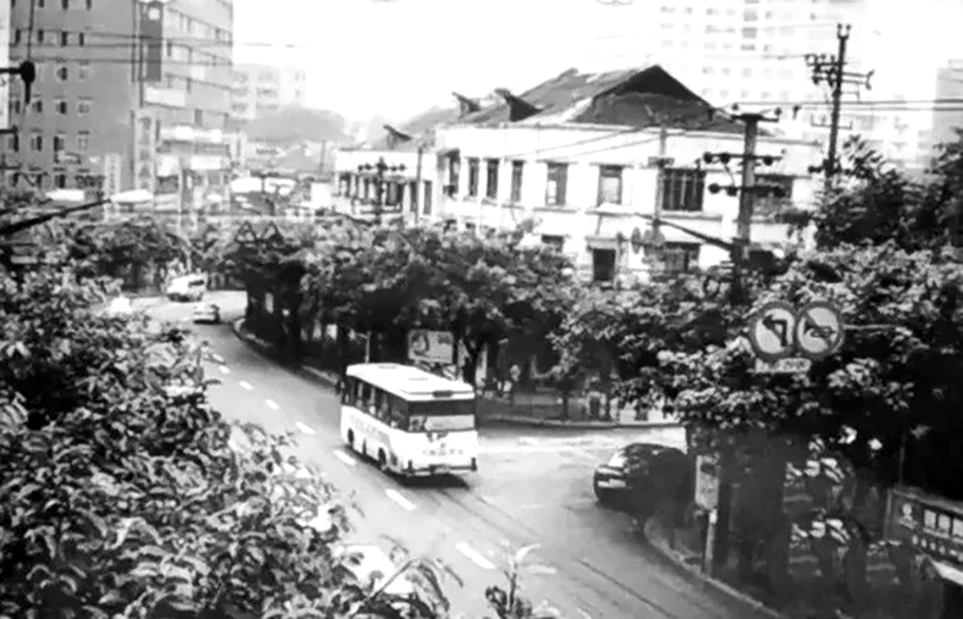 旧城拾遗任务寻宝怎么使用,旧城拾遗在残响回廊中寻找