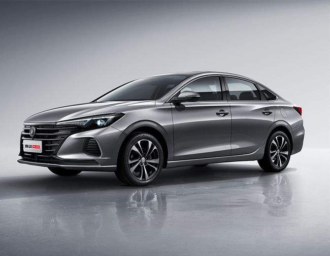 平价省油好看的车10万以内,2022款最省油的紧凑型suv10万内落地