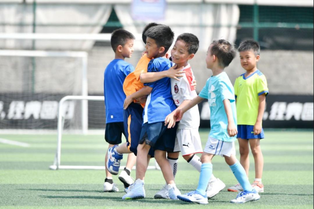 暑期足球夏令营活动安排表,足球夏令营详细活动安排表