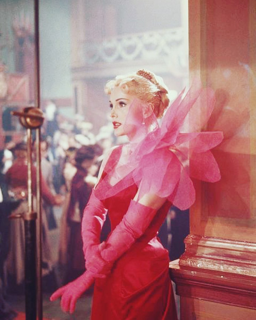 香奈儿衣品,艾玛罗伯茨香奈儿衣品