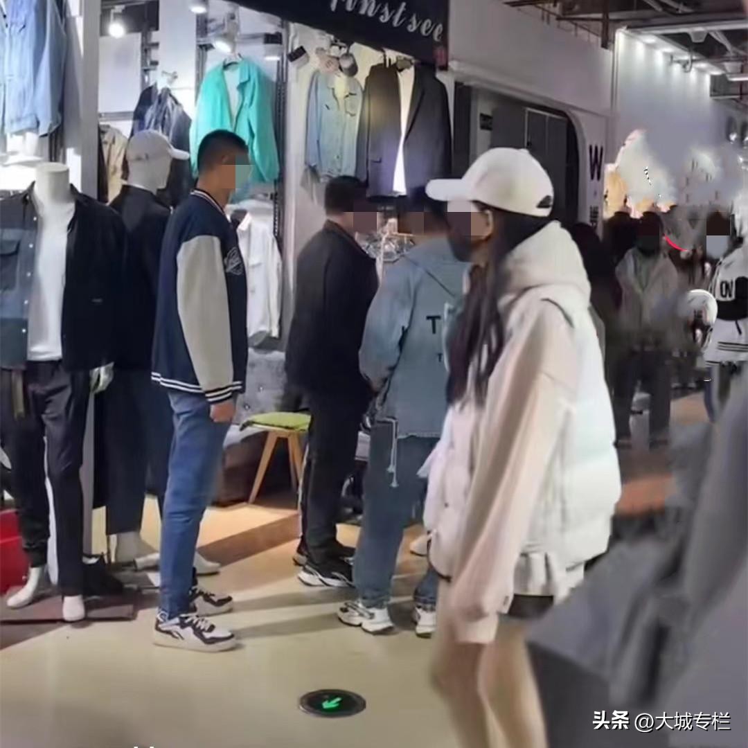 试穿衣服却一件不买,试穿了一定要买吗