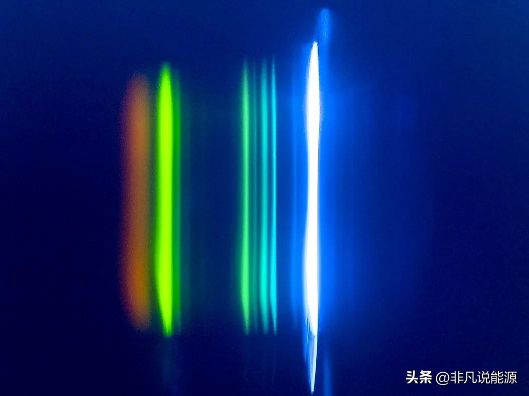 为什么天空蓝色不一样,天空为什么和大海颜色一样