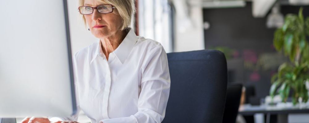 白领怎么缓解颈肩疼,白领常见病症头痛