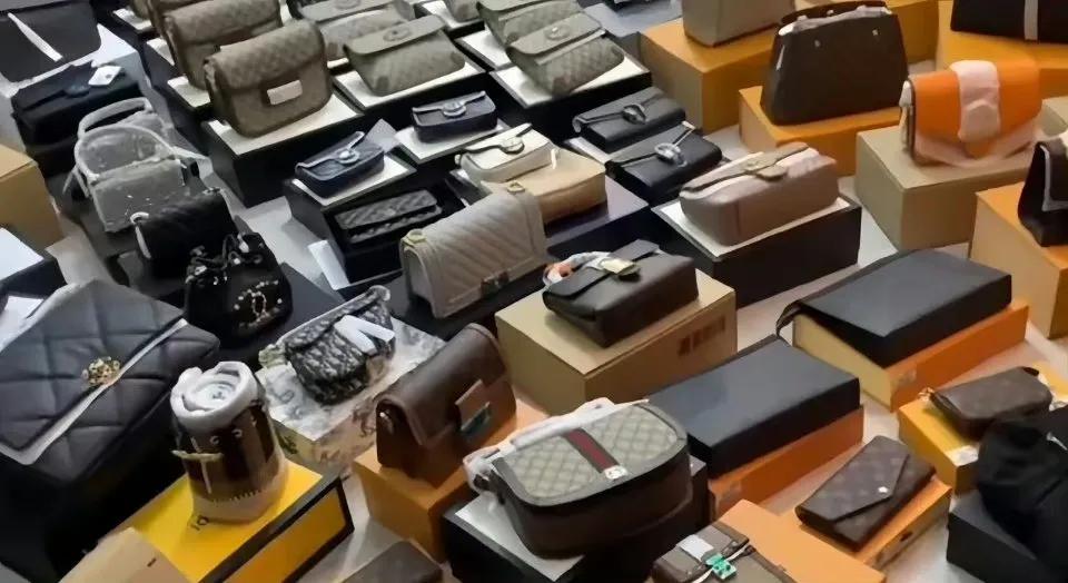 lv谈中国仿制品,lv集团怒斥中国工厂仿冒