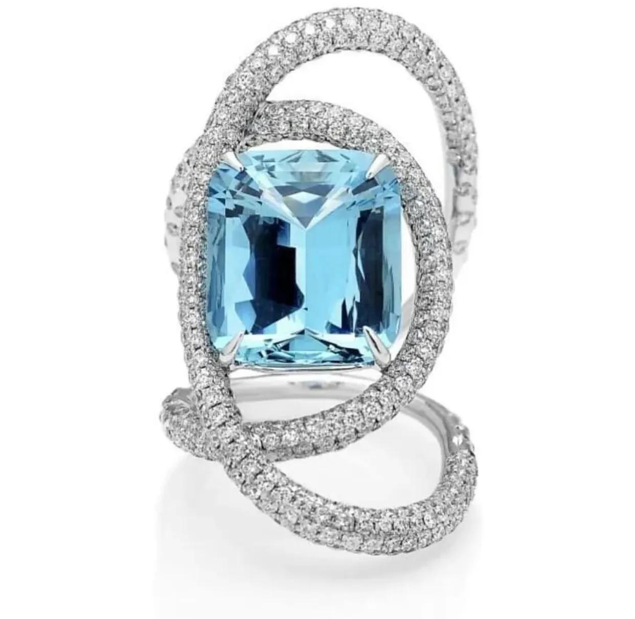 夜光宝石女王什么意思,夜光宝石女王