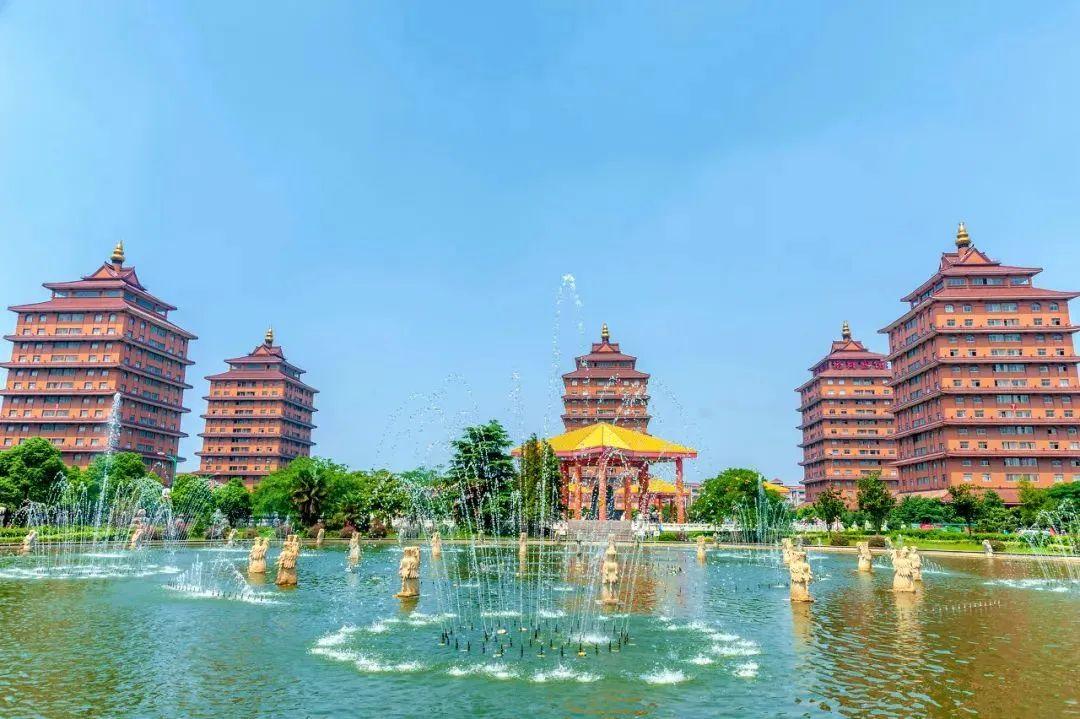 人均600万到负400亿，毁掉“天下第一村”的不是时代，是人性的恶