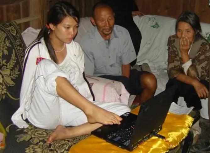 无臂女孩雷庆瑶结婚了吗,无臂女孩雷庆瑶