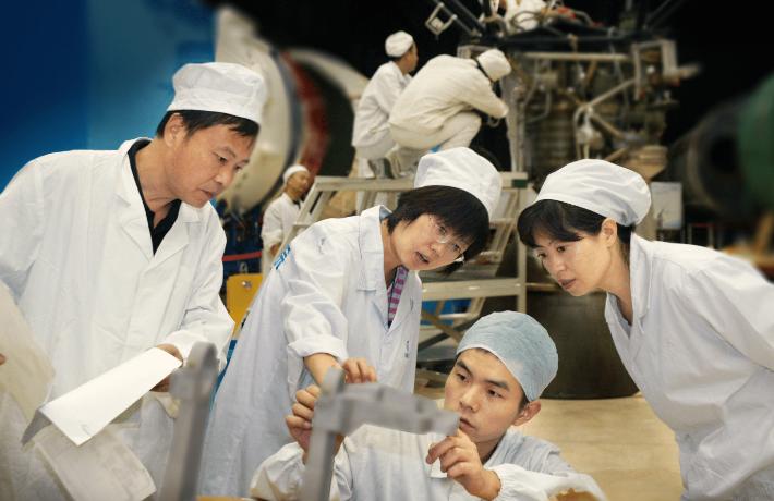 新兴经济体企业创新中，交易成本、技术转移、吸收能力理论浅析