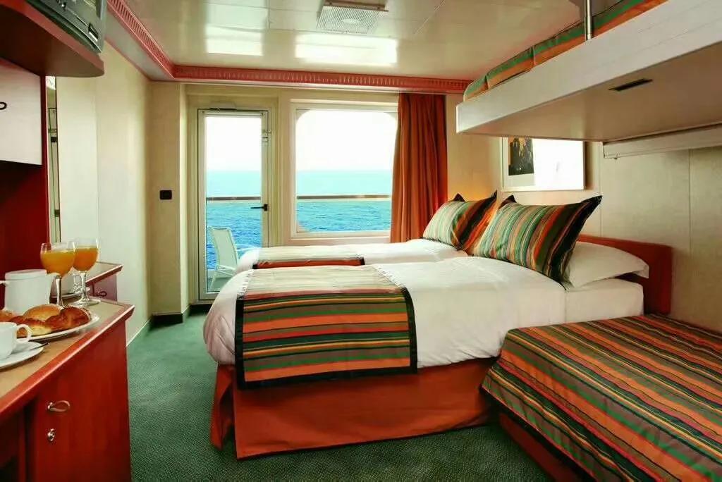 初识赛琳娜(田军亭2019年11月1~6日编撰)