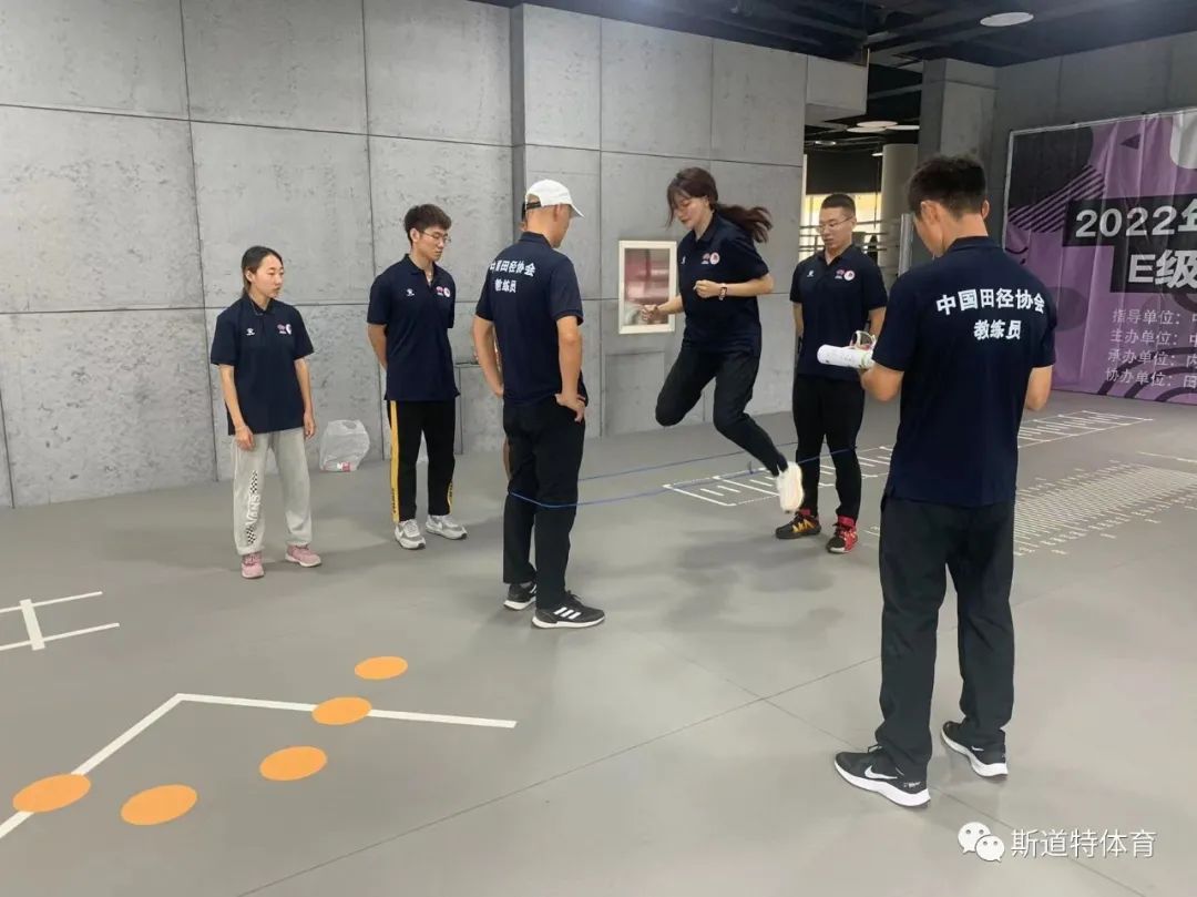 中国田径协会e级教练,中国田径协会教练员在哪里培训
