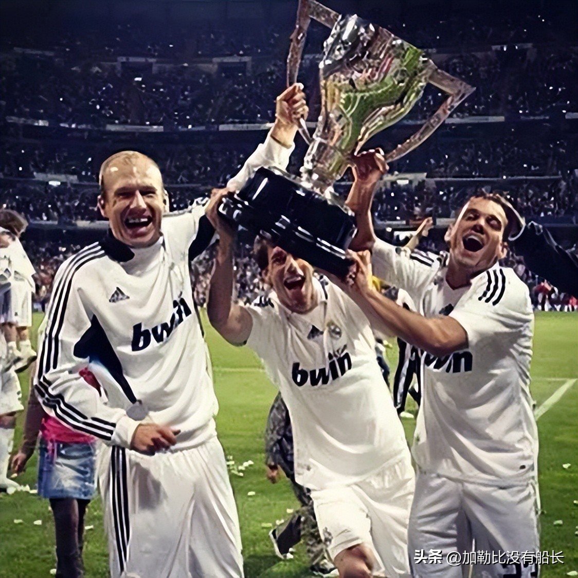 离开皇马拿过金球奖,离开五大联赛的球员盘点