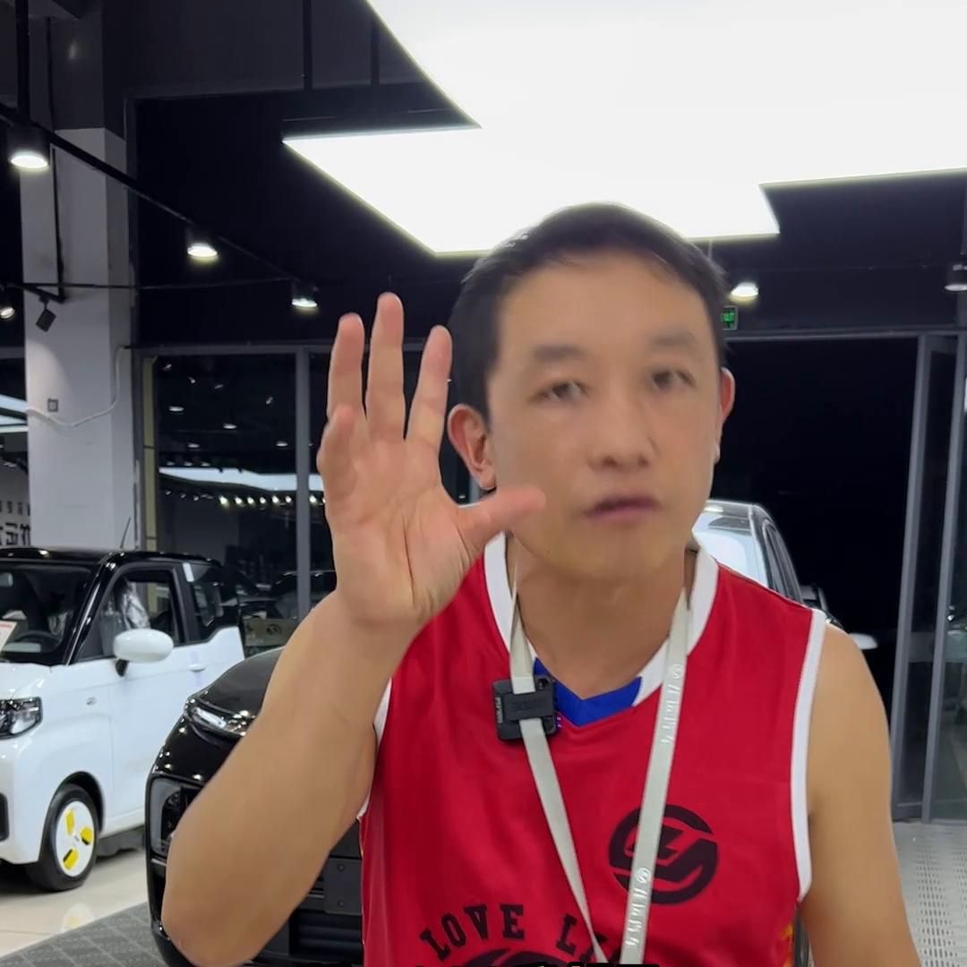 做二手车批发挣钱还是零售挣钱,卖新车挣钱还是卖二手车挣钱