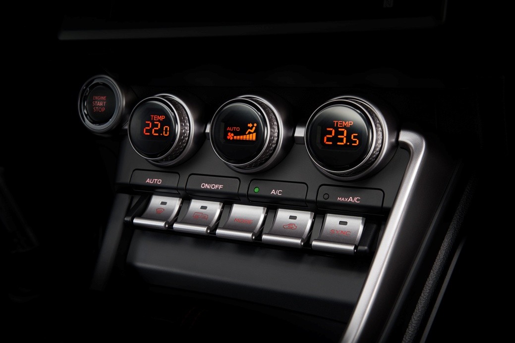 特价斯巴鲁brz,新一代斯巴鲁brz谍照