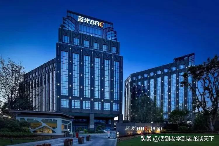 成都一代枭雄杜月笙,蓝光摘牌成第一家退市房企