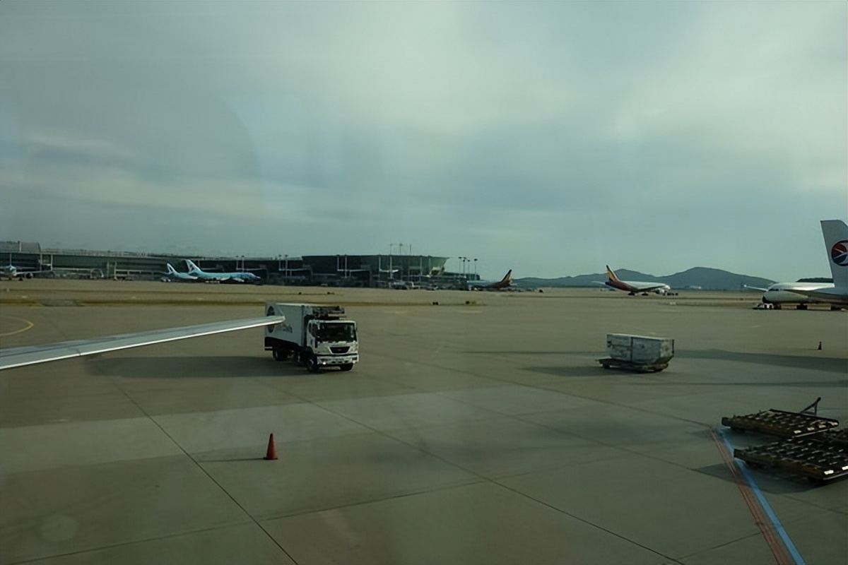 首尔景福宫游记,韩国景福宫和青瓦台在一起吗