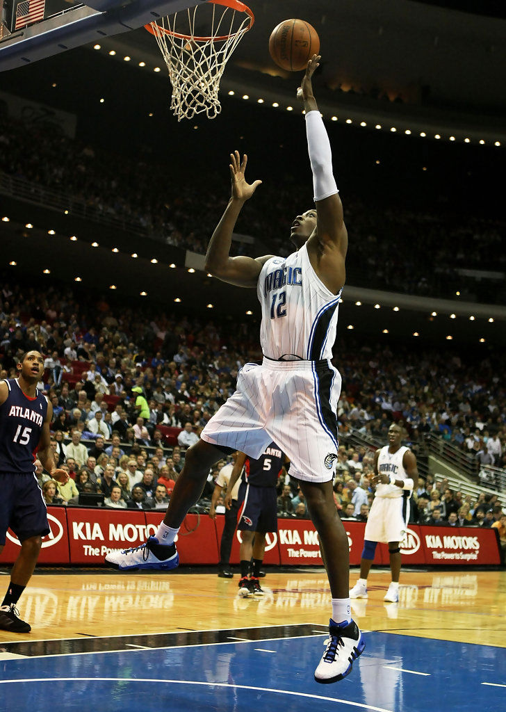 德怀特霍华德代言的球鞋,霍华德穿过的阿迪篮球鞋有哪些