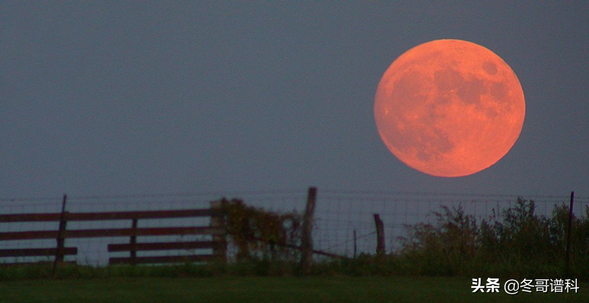 月亮错觉的成因,月亮在云层中穿梭是知觉还是错觉