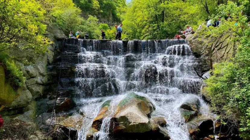 西安祥峪森林公园雪景,西安夏季避暑一日游好去处免费