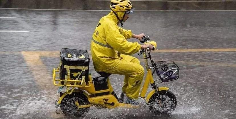 外卖小哥月入过万是真的么,外卖小哥月入过万真的容易吗