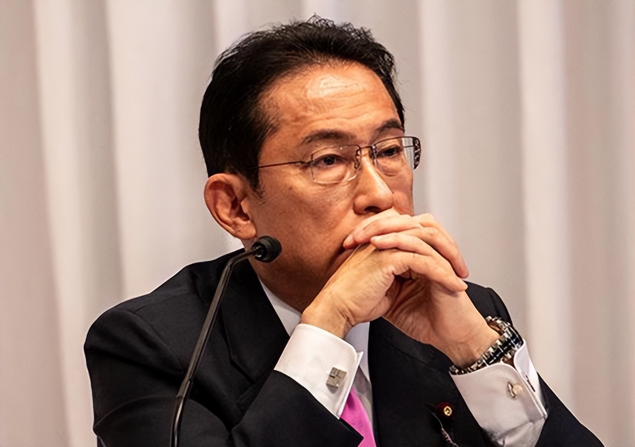 日本“抗议”中国军舰巡航*鱼岛钓**，中方：你没资格说三道四