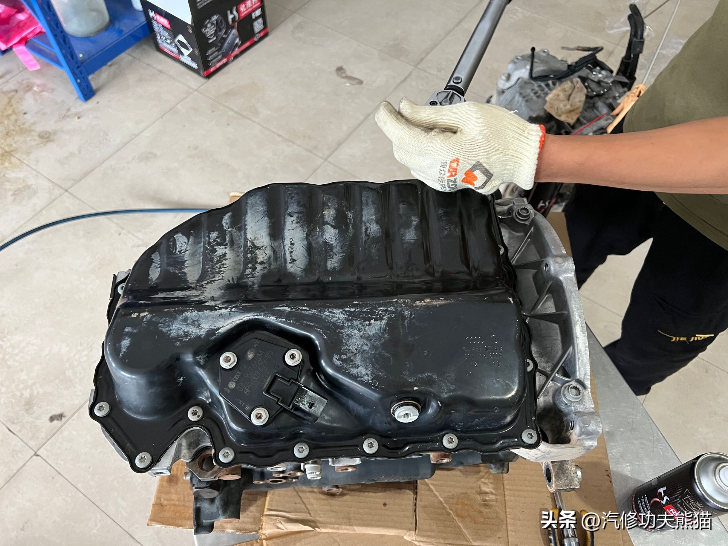 大众途观三百公里烧一升机油,途观3代发动机烧机油