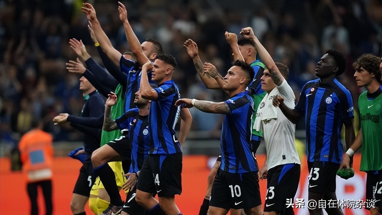 劳塔罗和卢卡库最新比赛,卢卡库背身打球