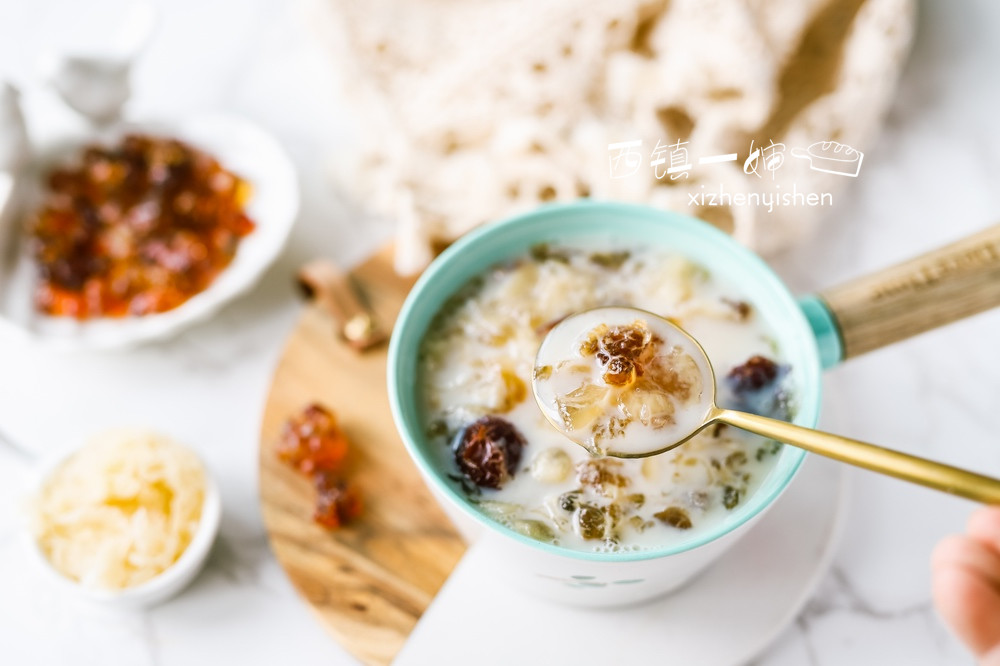 润肺养肺银耳跟什么搭配比较好,银耳养肺怎么做