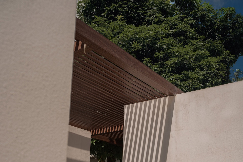 楹诺小半湾预定,楹诺小半湾民宿