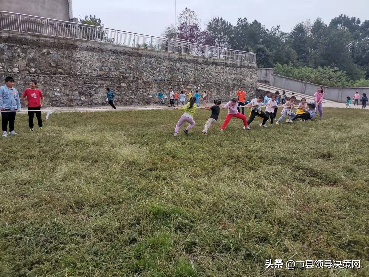 钑叉槬鍘垮垬娌抽晣椹艰儗鏌虫潙灏忓,钑叉槬鍘垮垬娌抽晣椹艰儗鏌虫潙