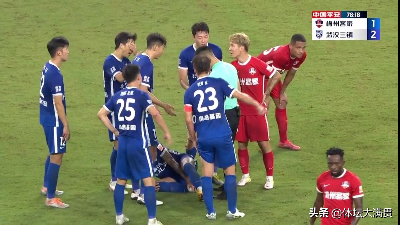 傅明双标判罚视频,傅明当场主裁视频