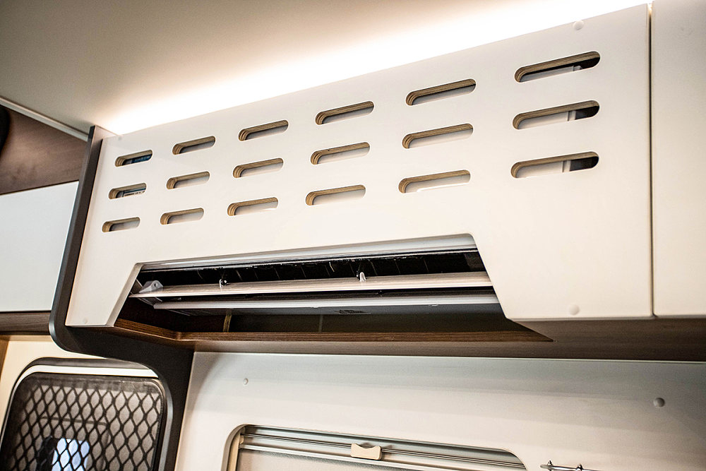 水电量大的房车20万左右,水电充足的二人房车