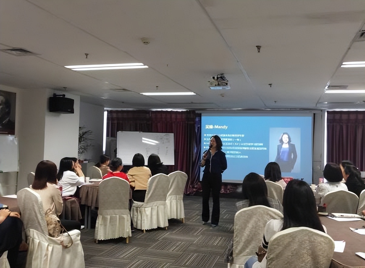 鍚村ē鑰佸笀,鍚村ē鑰佸笀鍩硅