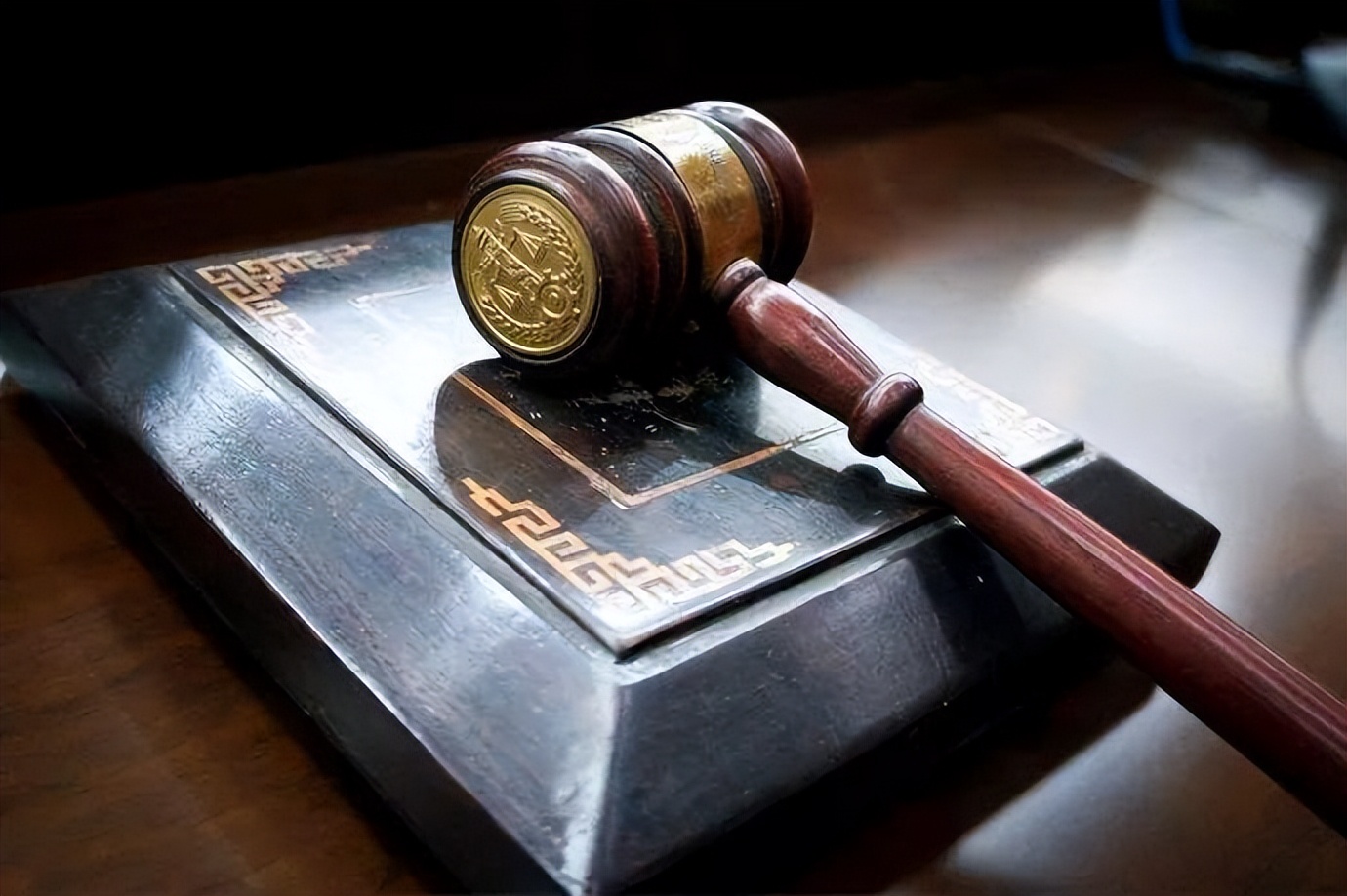 电动车上不了牌退一赔三,电动车虚假宣传赔偿标准退一赔三