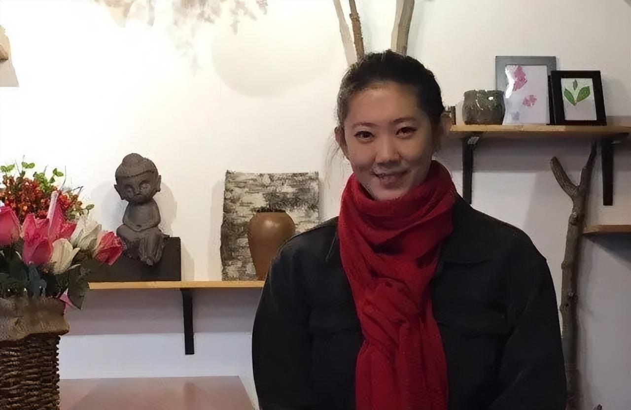 前女排最美队长,女排最美队长久违露面