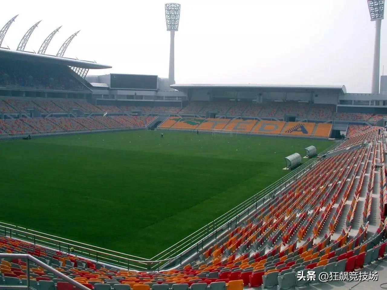 中超开幕式武汉卓尔入场,中超开幕式入场