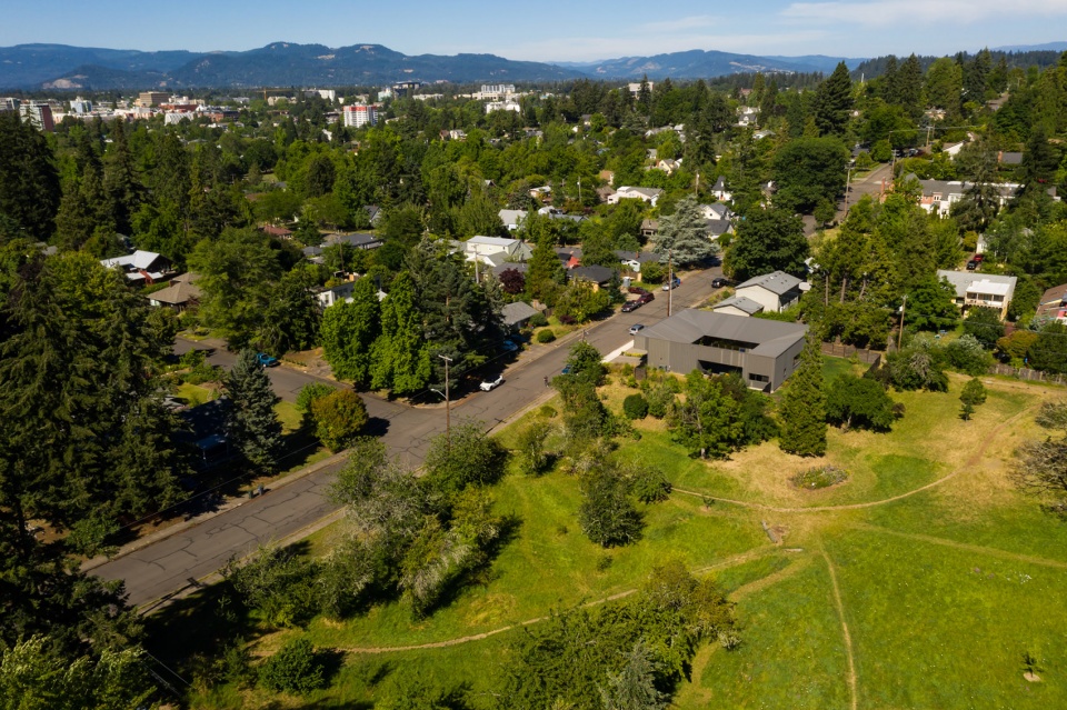 美国平房住宅,草地房屋建筑设计