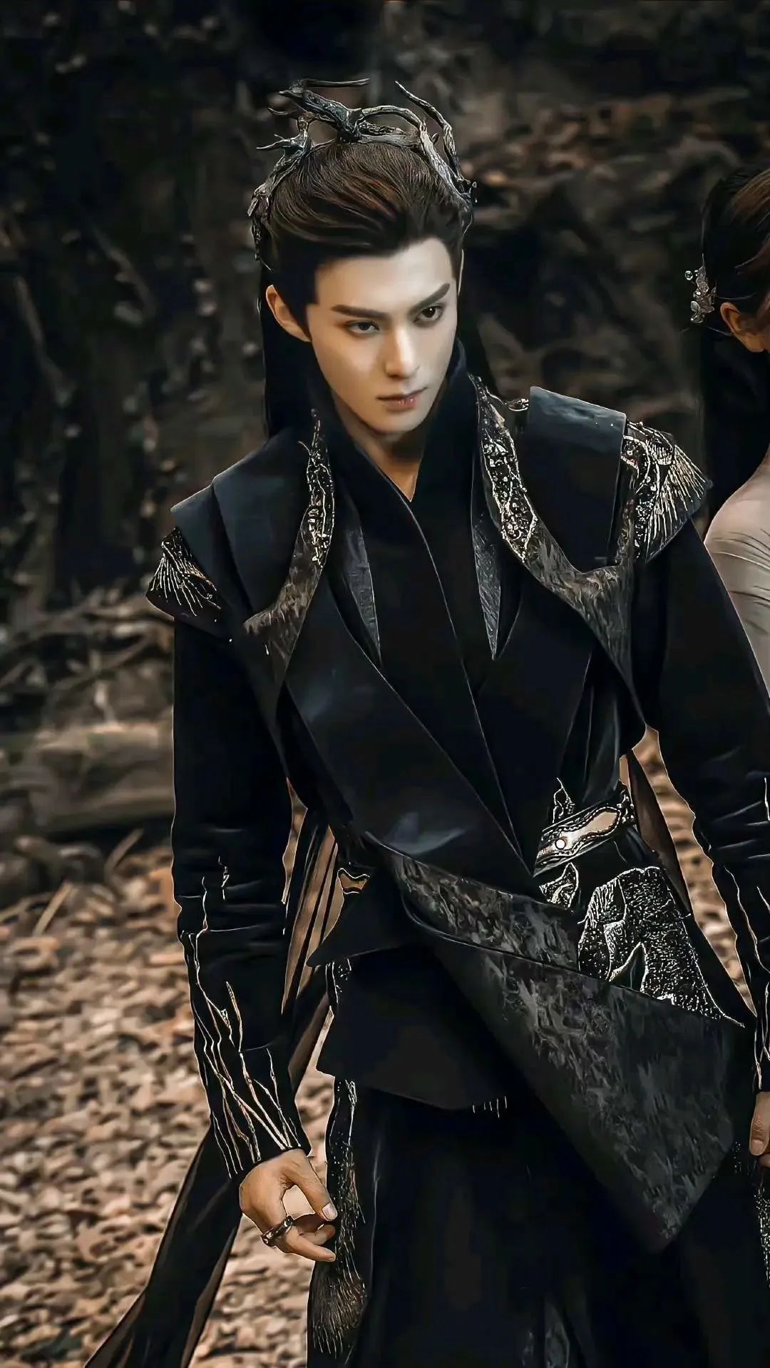 以前的轻功和现在的轻功,以前的轻功vs现在的轻功小视频