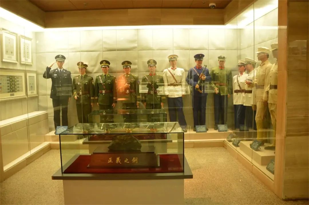 上海13号地铁沿线玩的好地方,上海地铁游玩攻略