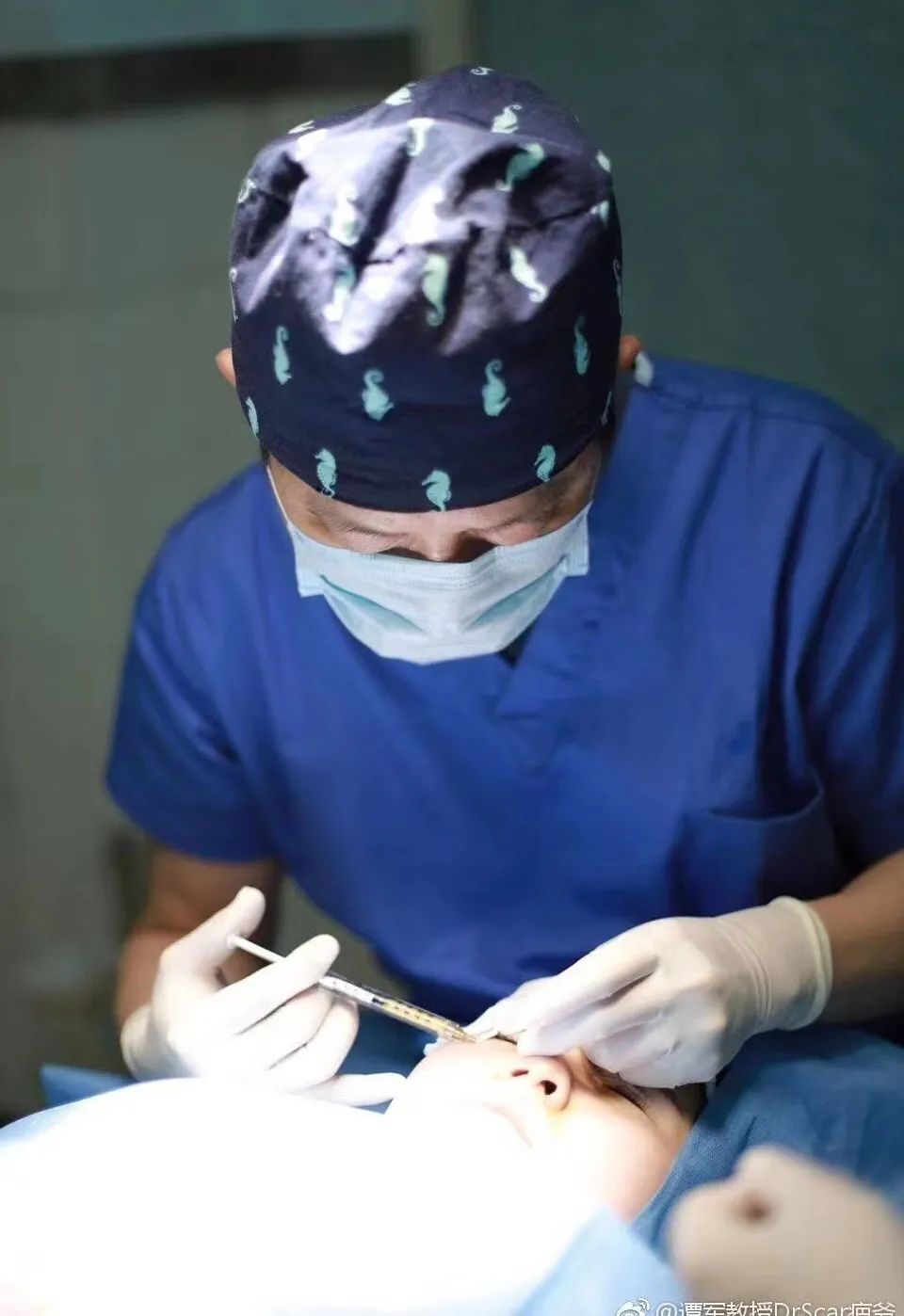 「省医·名医」谭军：让疤痕原位复活的“魔法师”