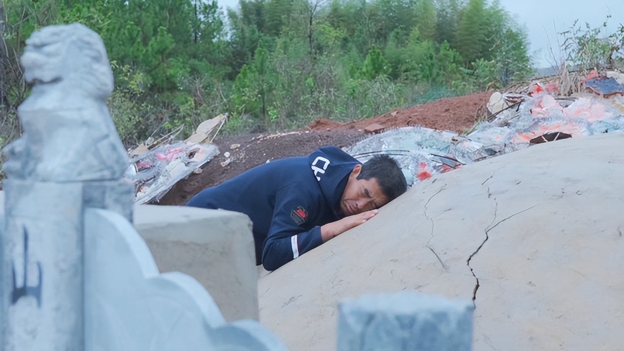 中国超马纪录保持者梁晶:被日本冠军称为英雄,31岁在赛场上遇难